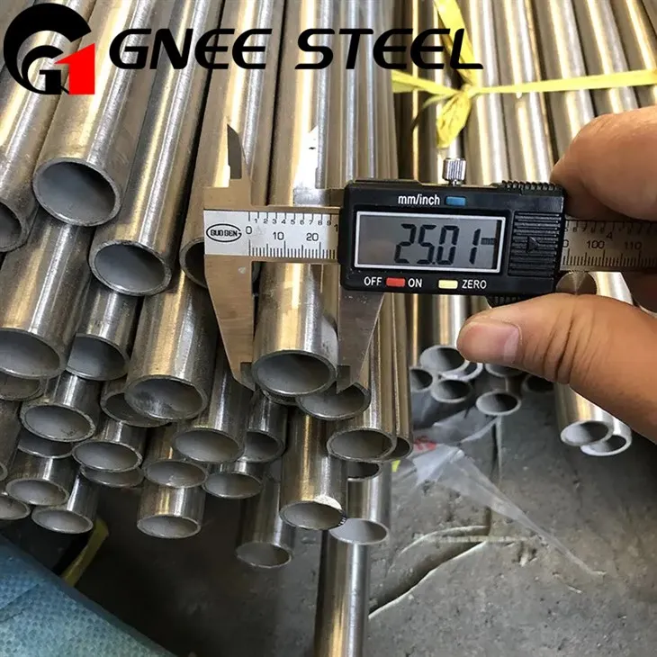 Pibell Aloi Duplex UNS N08020 UNS S32760